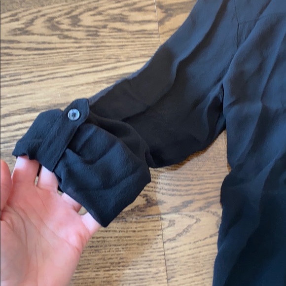 Aritzia T. Babaton Finley Silk Blouse -BLACK- sz.S - Picture 10 of 10